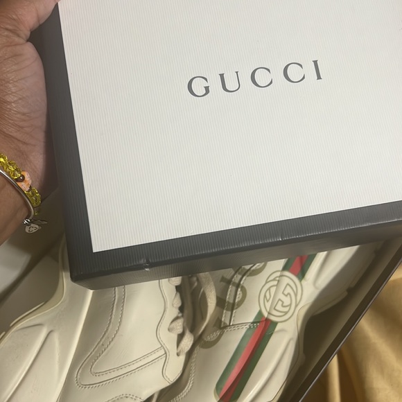 Shoes - Picture 2 of 6